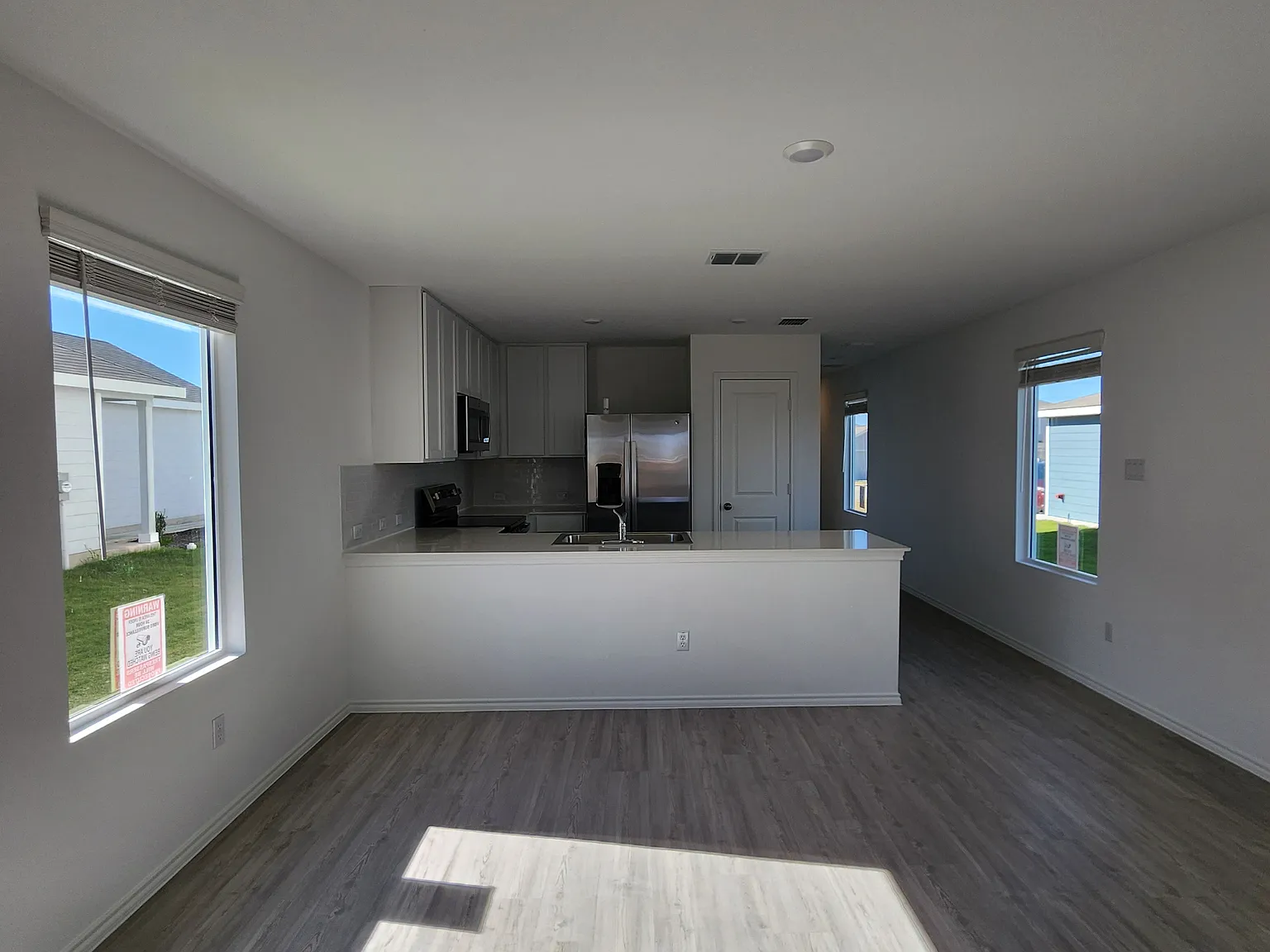 4 bed, 1535 sqft, $1,789 — Photo 4