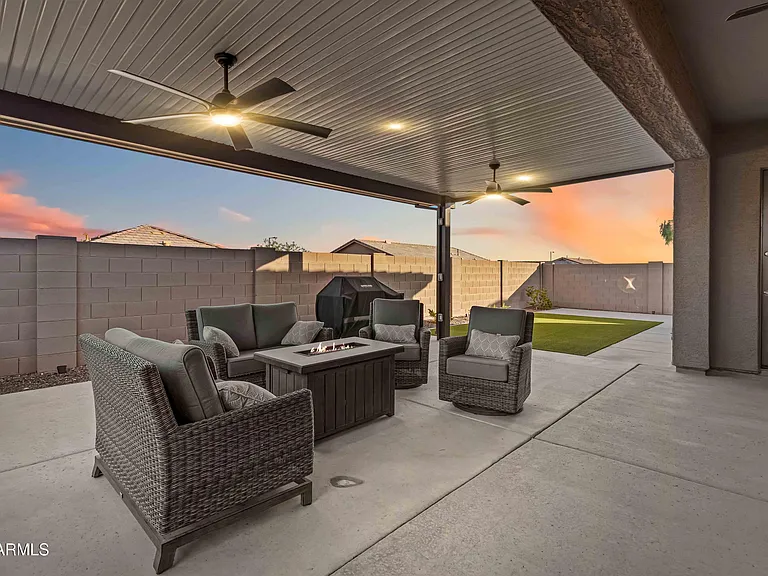 21261 W Virginia Ave — Photo 30