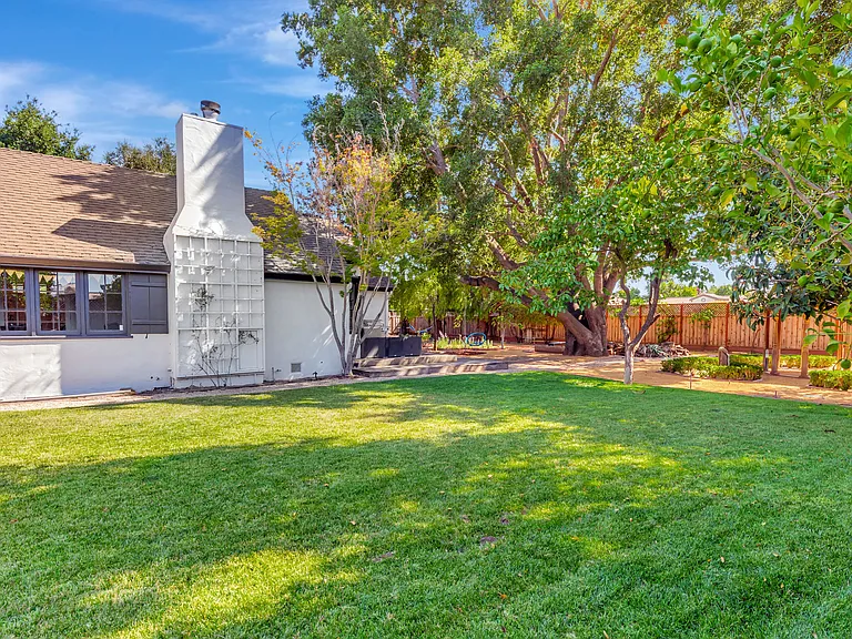 16995 Pine Way — Photo 19