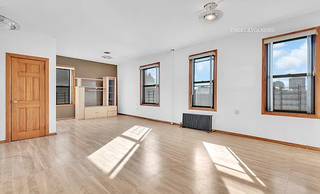 Sold by Engel & Völkers New York City | media 26