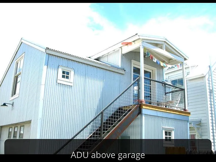 125 1/2 E 6th Ave