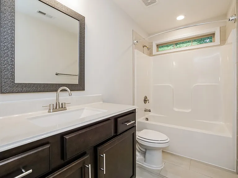 39 Grand Manor Ct — Photo 16