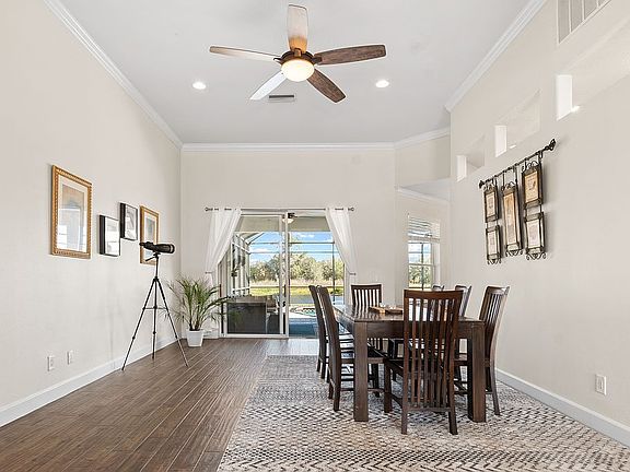4th image of 1286 Western Pine Cir