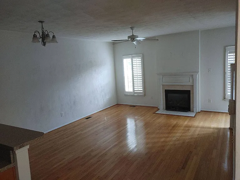 1517A Parks Ave — Photo 10