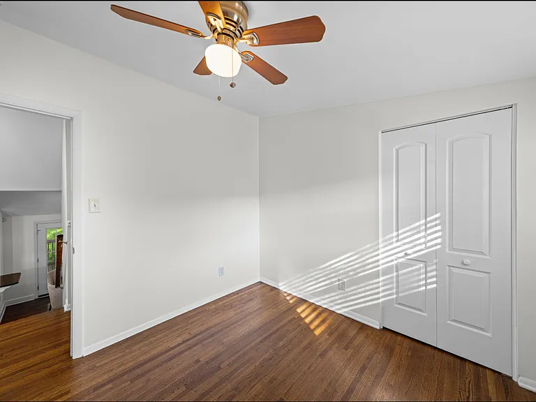 4220 Firwood Ln — Photo 17