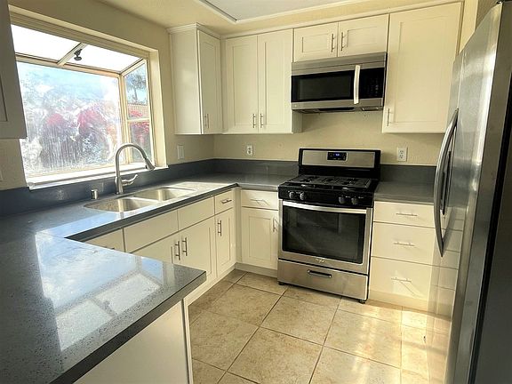 5th image of 2133 Savona Ct