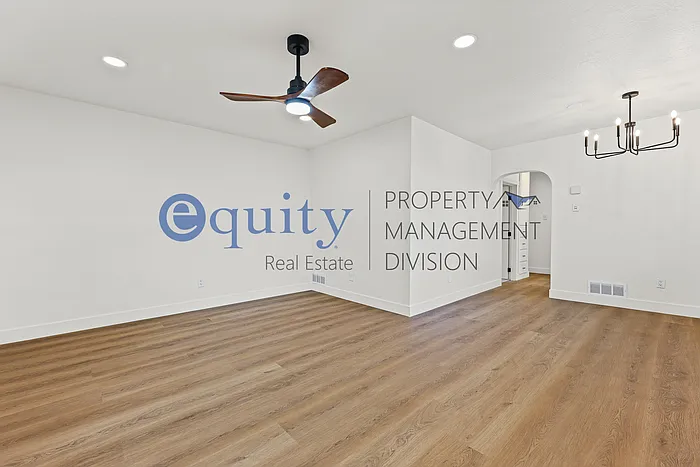 852 E Roosevelt Ave #A — Photo 3