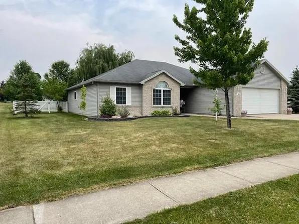 250 Broadmore Cir, Angola, IN 46703