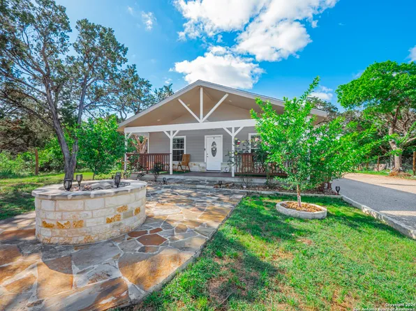 378 Tom Lea Dr, Spring Branch, TX 78070