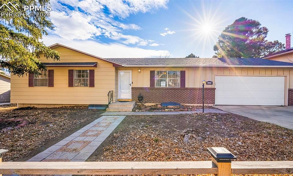1st image of 3609 Montebello Dr
