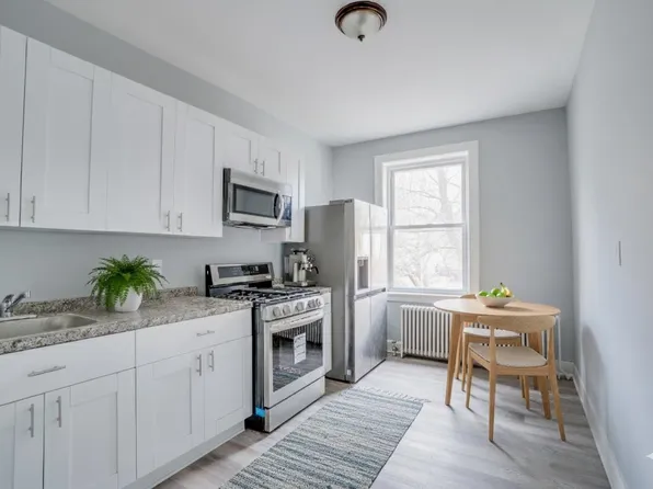 678 Liberty Avenue image 11 of 19