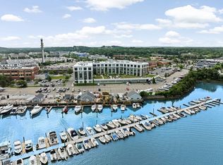 10 Shipyard Dr APT 517, Hingham, MA 02043