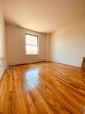 Rented by Voro NYC | media 20