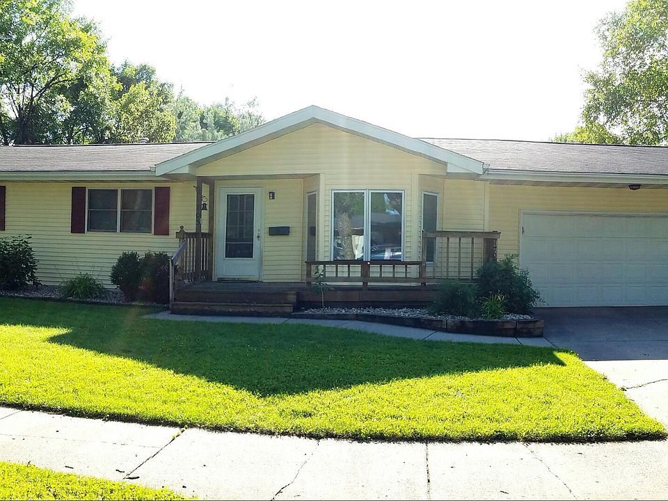 1st image of 1703 7th Ave NW