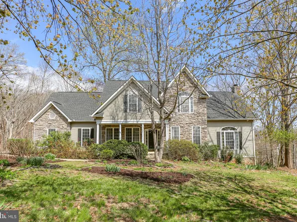 1021 Albert Rennolds Dr, Fredericksburg, VA 22401