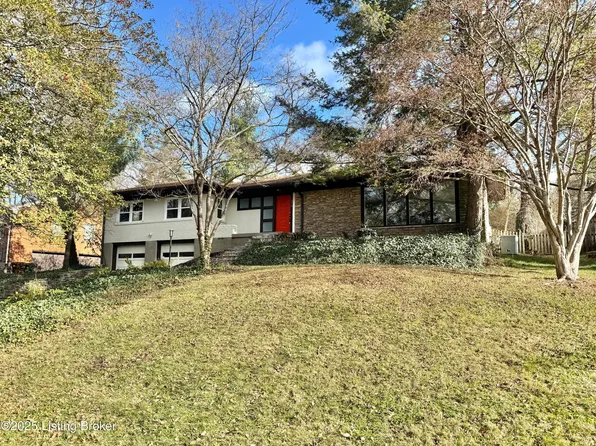 215 Choctaw Rd, Indian Hills, KY 40207