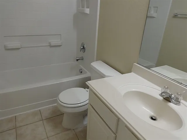 525 Drift St — Photo 12