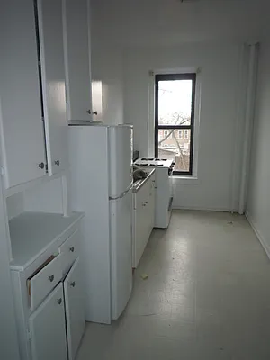 Rented by Kings & Queens | media 1