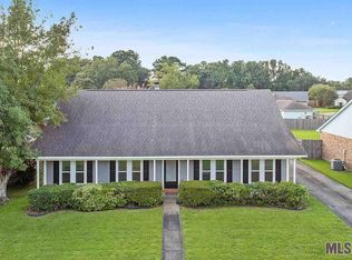 1949 Michel Delving Rd, Baton Rouge, LA 70810