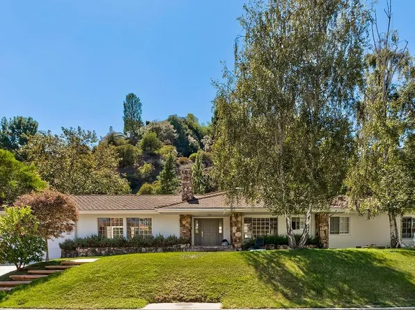 10612 Lindamere Dr, Los Angeles, CA 90077