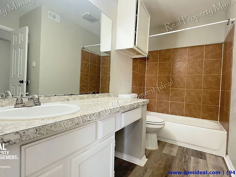 9601 Forest Ln #323 — Photo 16
