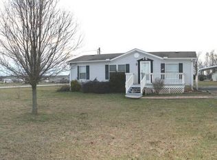 105 Peach Tree Ln, Bell Buckle, TN 37020
