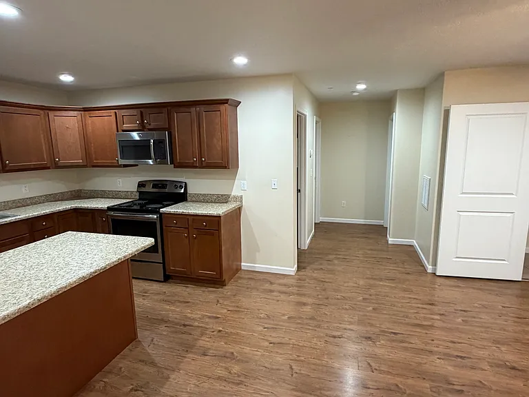5839 Davis Creek Rd #3 — Photo 2