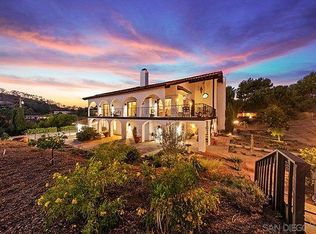 2910 Hill Valley Dr, Escondido, CA 92029