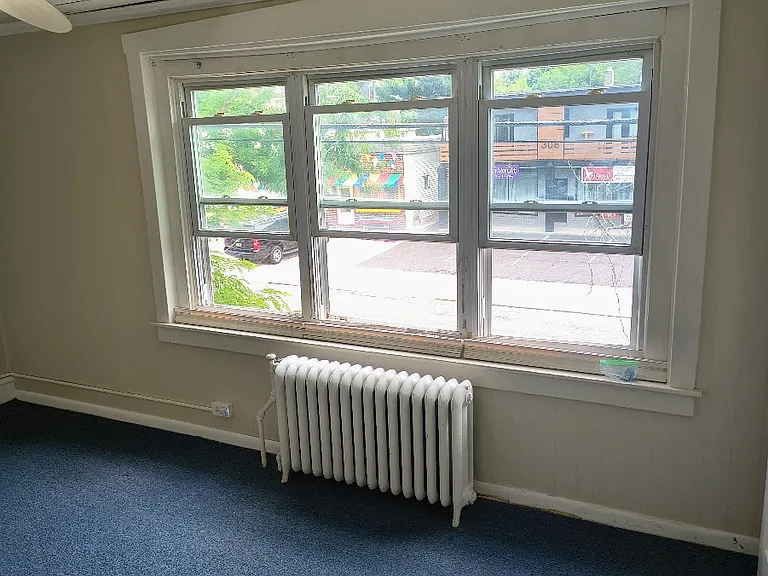 Master Bedroom /front view from the windows