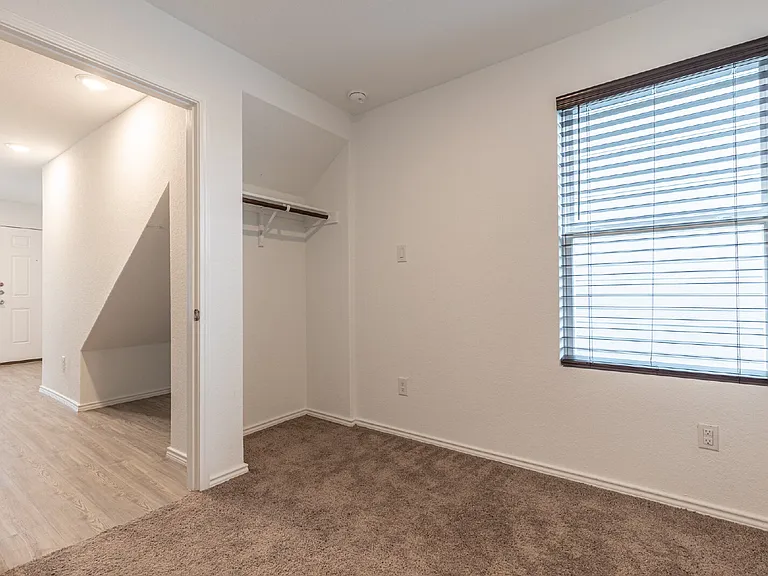 7125 Elm Cv — Photo 11