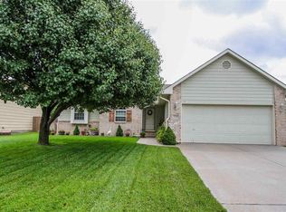 2700 N Rutgers St, Wichita, KS 67205