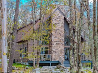 134 Day Lily Cir, Terra Alta, WV 26764