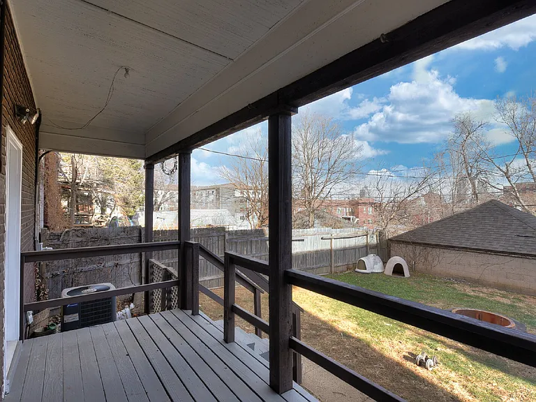 539 Park Ave #1 — Photo 22