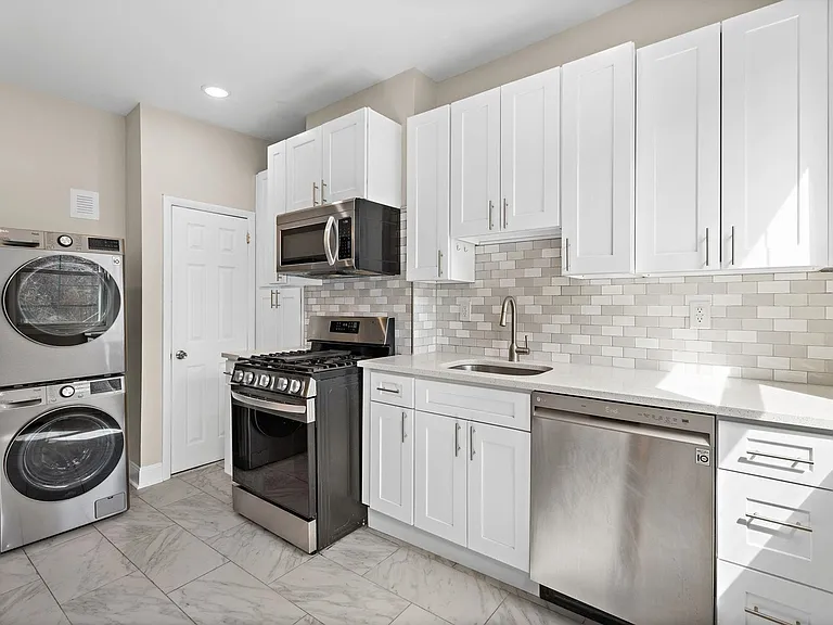 36 Corbin Ave #3 — Photo 7