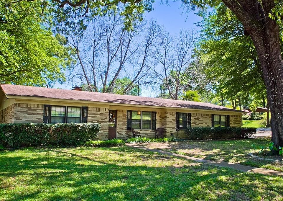 1st image of 8132 Jewell Ln