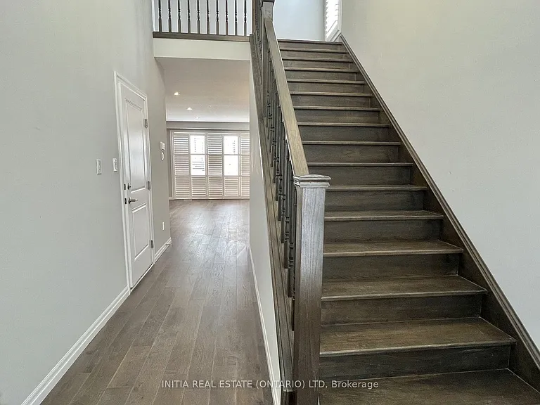 1820 Canvas Way #25 — Photo 2