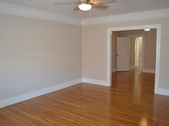 4th image of 332 W Wilson Ave