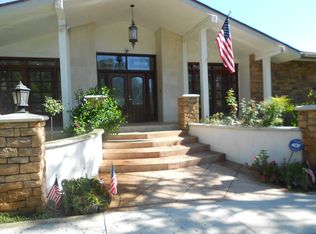 17220 Ballinger St #B, Northridge, CA 91325