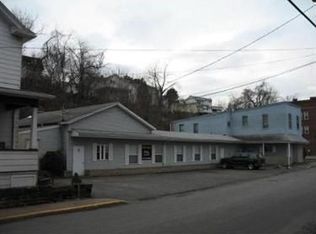 74 Connellsville St, Dunbar, PA 15431