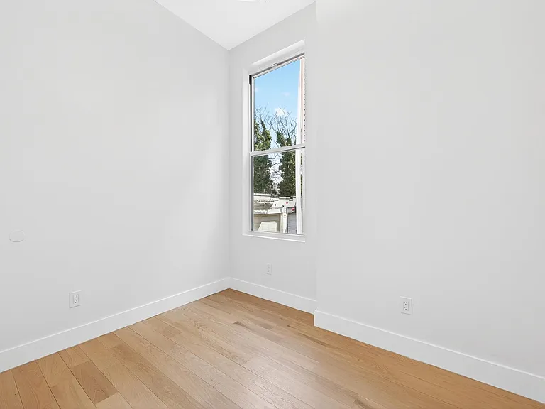 20 Storms Ave #2 — Photo 13