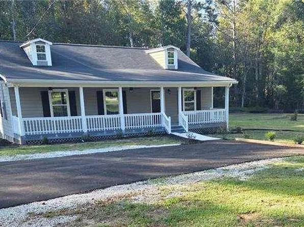81 Lawanda Ln, Hiram, GA 30141