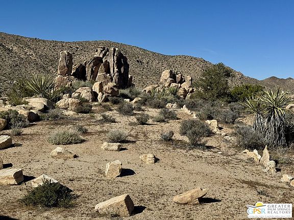 2nd image of 900 Parson Ranch Rd