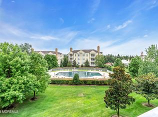 132 Oval Rd, Wall Township, NJ 08736