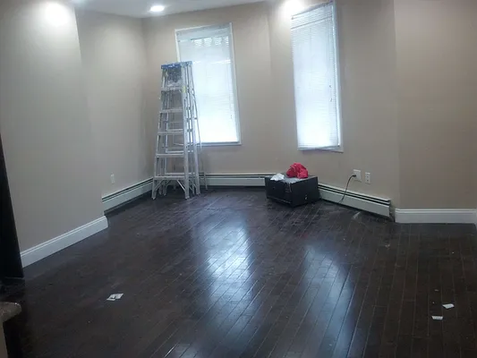 Rented by Elite NY Holdings | media 45