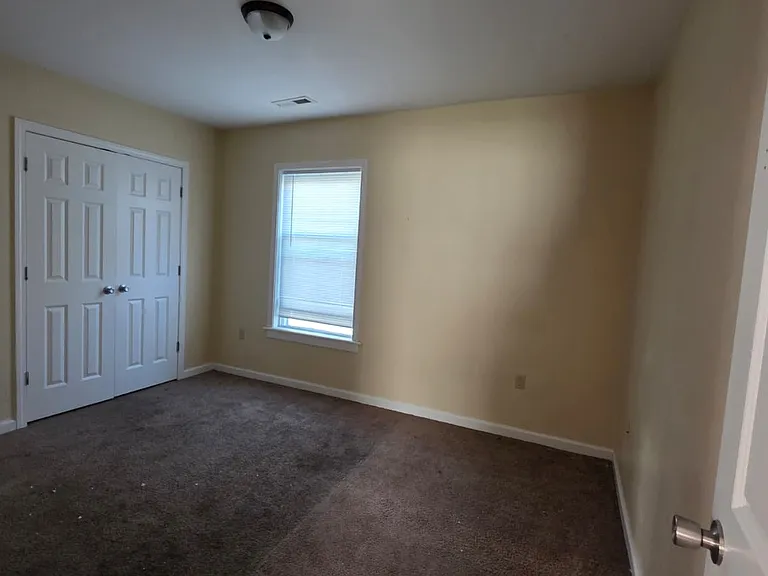152 Lamberton St #2 — Photo 8