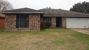 1st image of 2325 Monica St