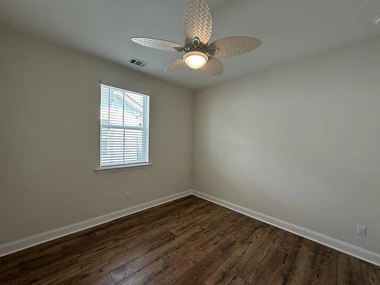1417 Shoreside Dr #101 — Photo 28