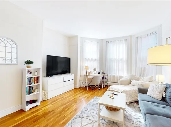 289 Beacon St APT 6, Boston, MA 02116