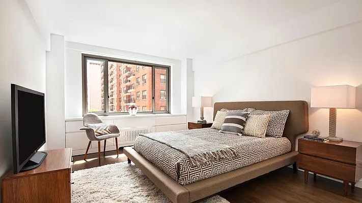 Sold by Fenwick Keats Real Estate | media 10