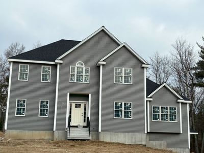 389 Rebecca Rd, Whitinsville, MA, 01588